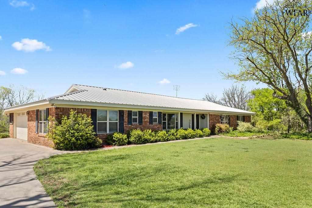 641 S Hancock Street, Henrietta, Texas image 3