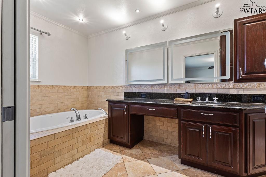 641 S Hancock Street, Henrietta, Texas image 11