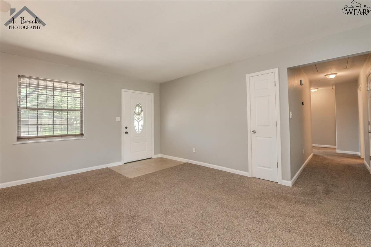 4422 Hughes Drive, Wichita Falls, Texas image 3