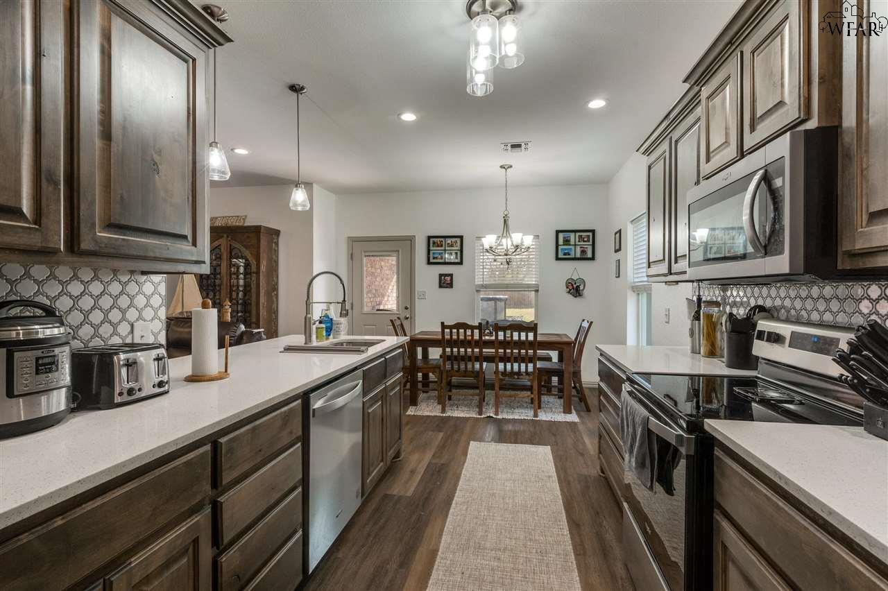 2405 Missile Road, Wichita Falls, Texas image 11