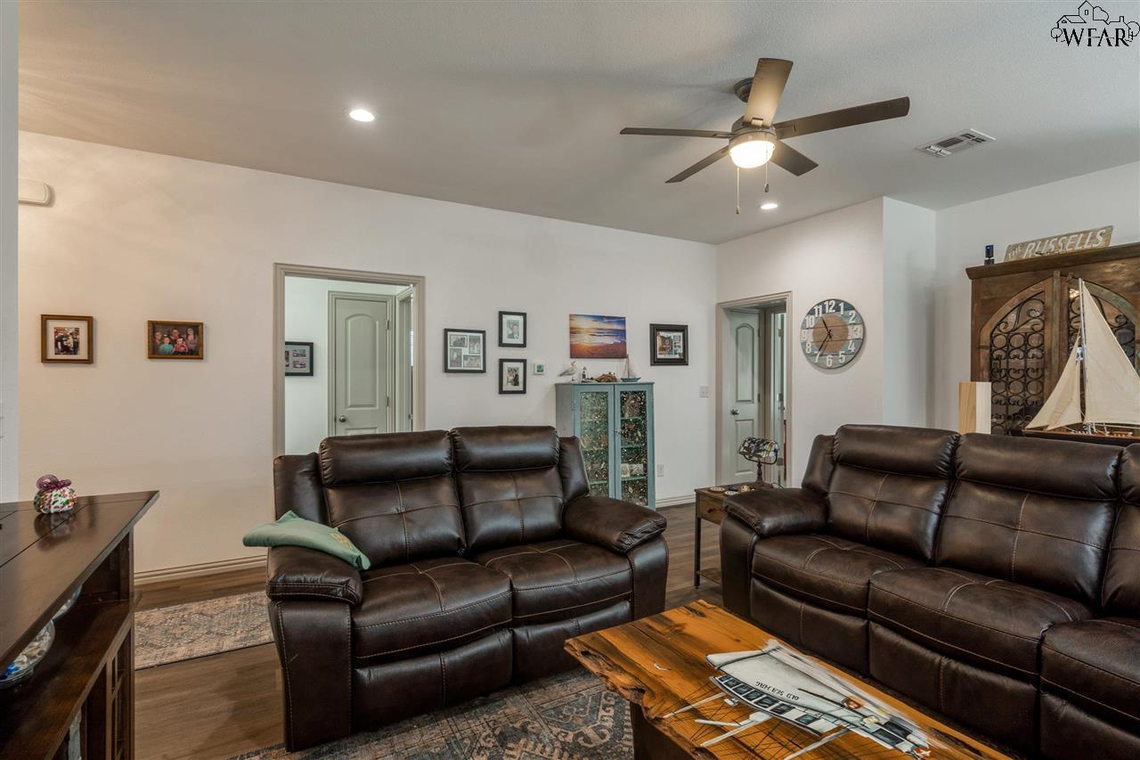 2405 Missile Road, Wichita Falls, Texas image 6