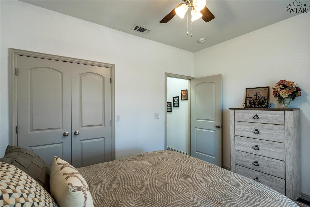 2405 Missile Road, Wichita Falls, Texas image 19