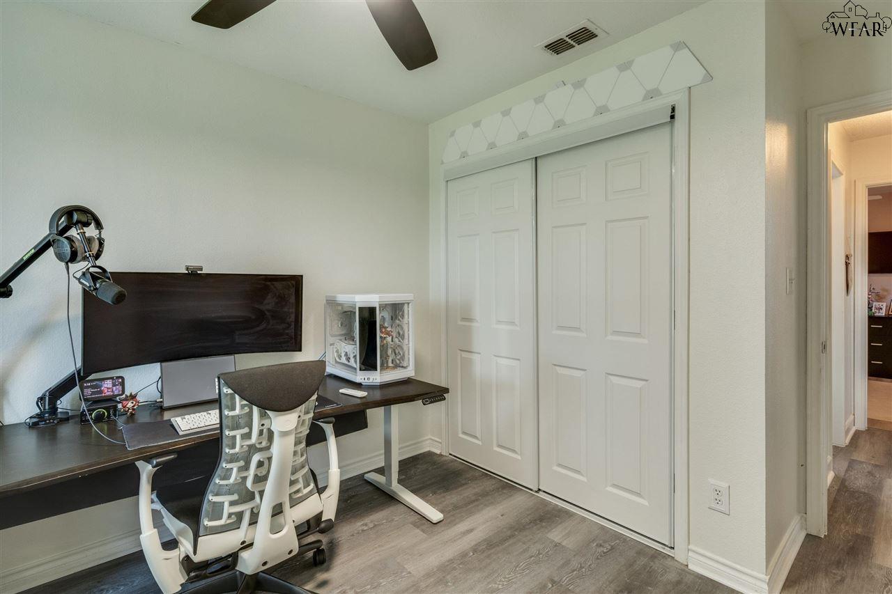 1210 Parliament Street, Burkburnett, Texas image 25