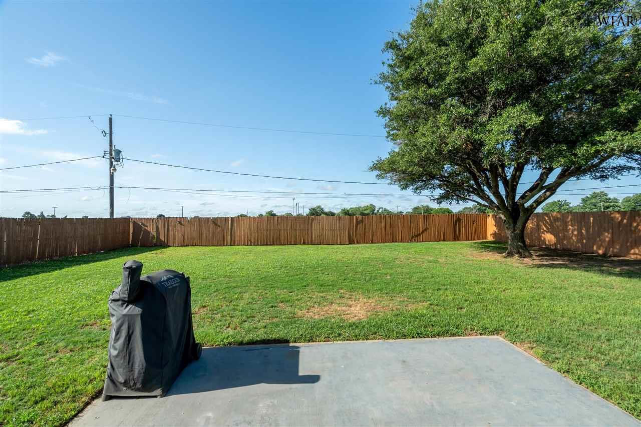 1210 Parliament Street, Burkburnett, Texas image 30
