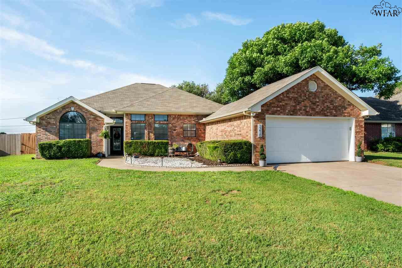 1210 Parliament Street, Burkburnett, Texas image 1