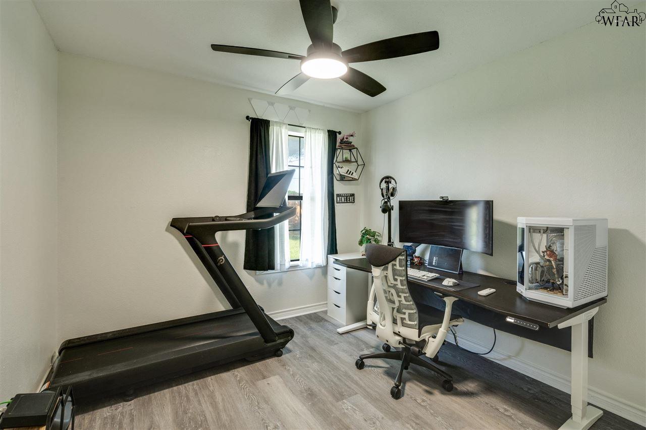 1210 Parliament Street, Burkburnett, Texas image 24