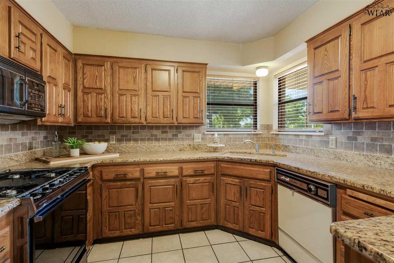 4815 Shenandoah Drive, Wichita Falls, Texas image 9