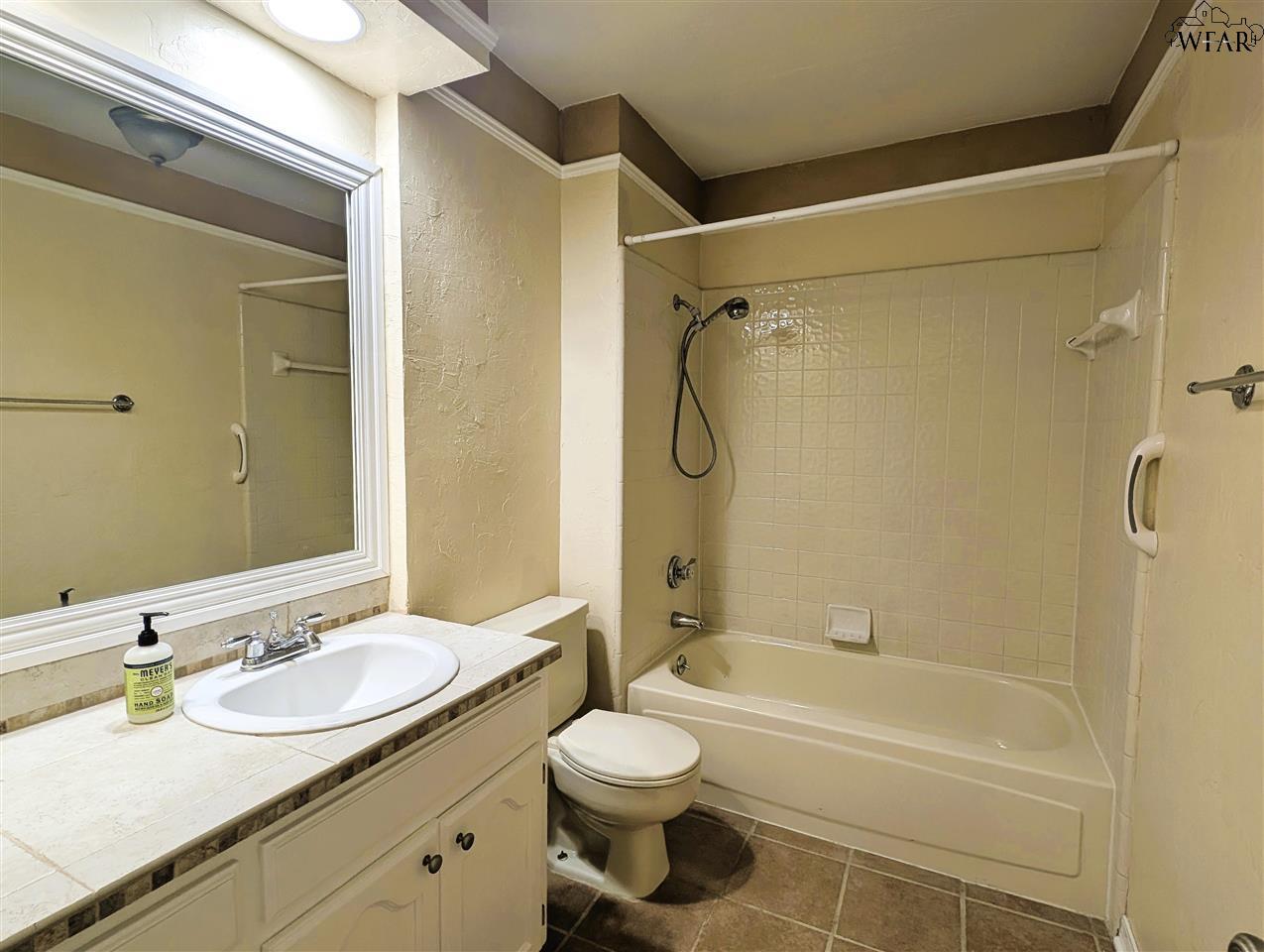 5205 Pebblestone Drive, Wichita Falls, Texas image 19