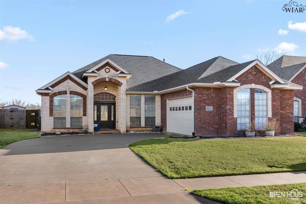 5429 Prairie Lace Lane, Wichita Falls, Texas image 1