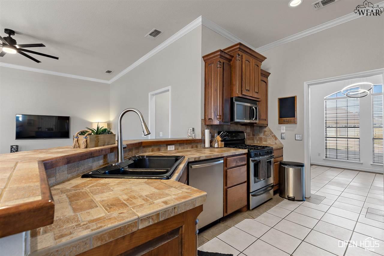 5429 Prairie Lace Lane, Wichita Falls, Texas image 14