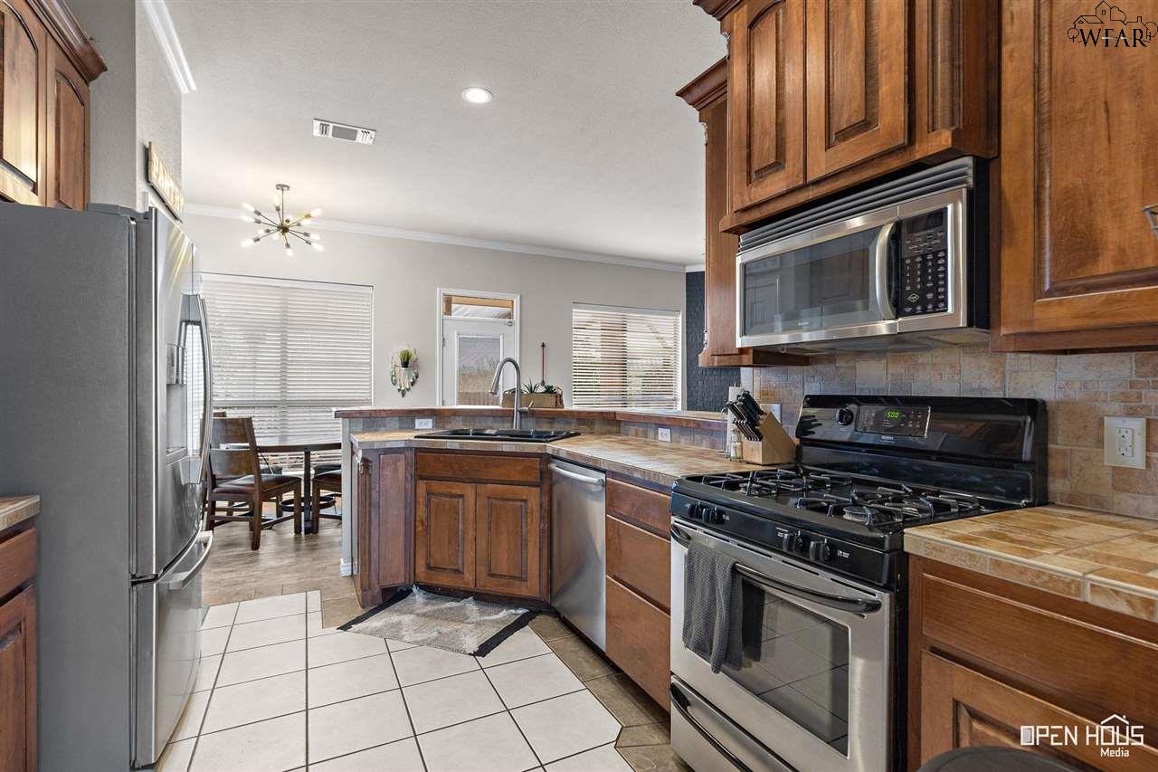 5429 Prairie Lace Lane, Wichita Falls, Texas image 15