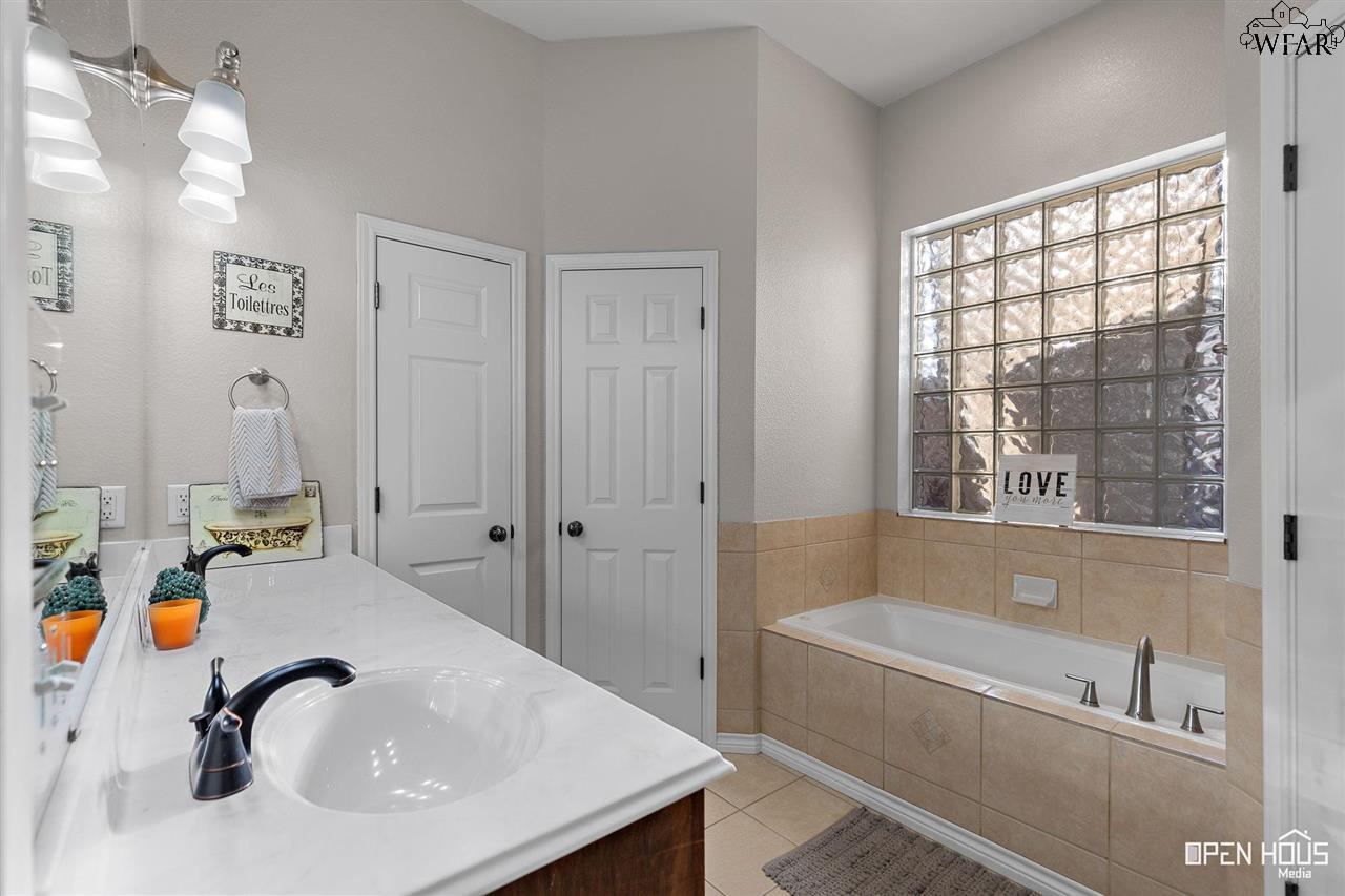 5429 Prairie Lace Lane, Wichita Falls, Texas image 20
