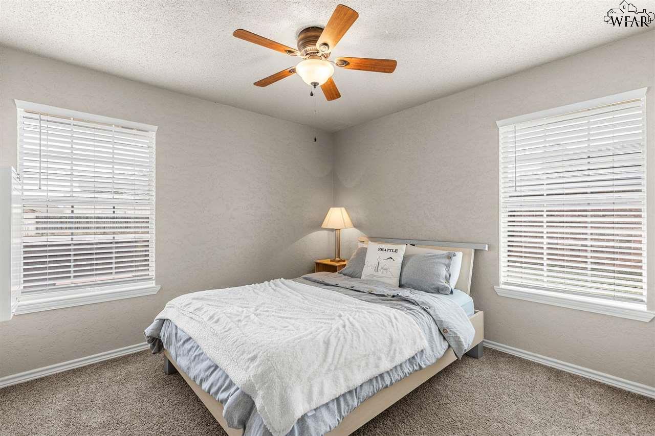 1419 Amherst Street, Burkburnett, Texas image 24