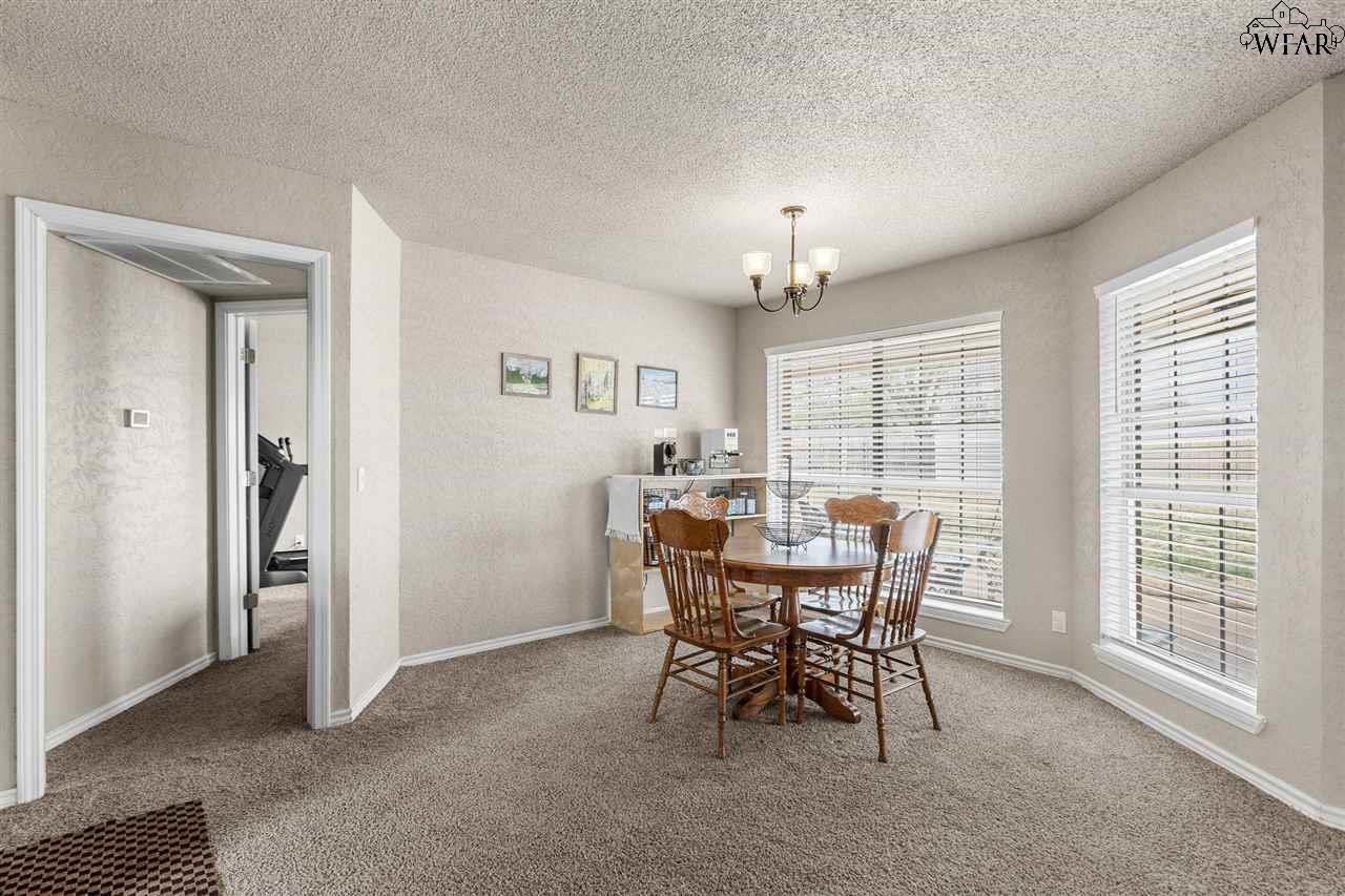 1419 Amherst Street, Burkburnett, Texas image 7