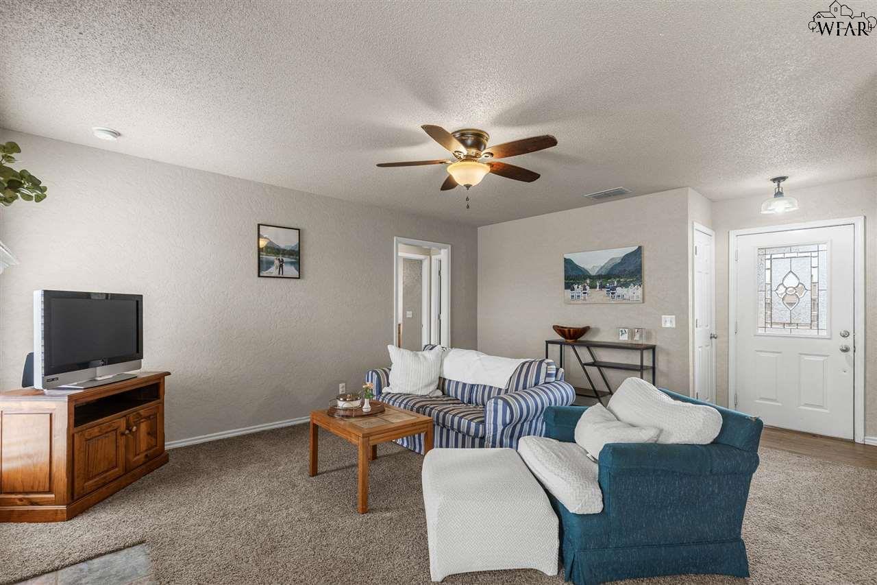 1419 Amherst Street, Burkburnett, Texas image 5