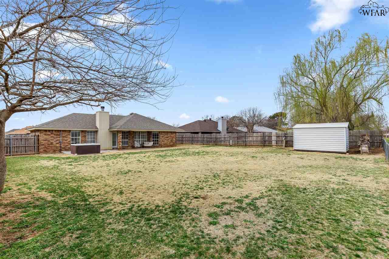1419 Amherst Street, Burkburnett, Texas image 27