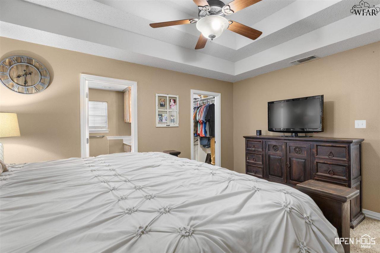 1438 Lariat Trail, Henrietta, Texas image 11