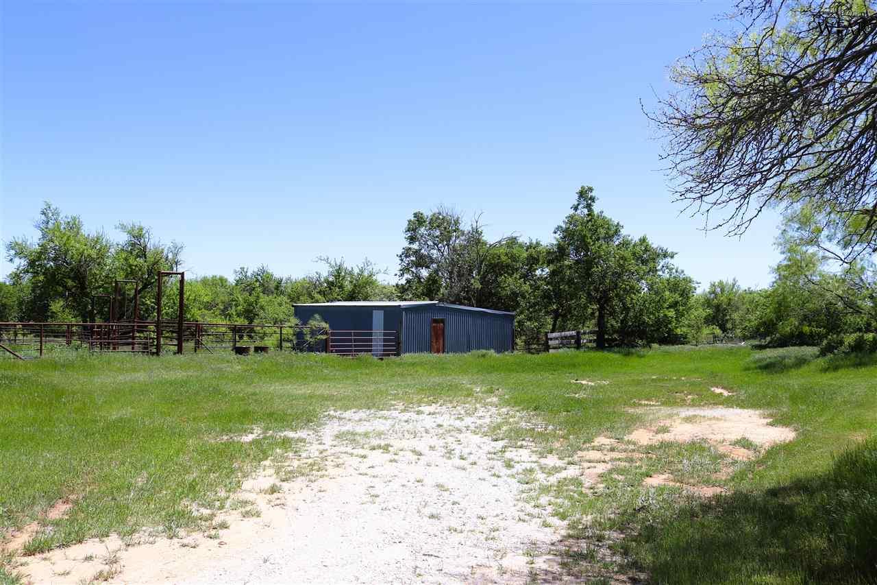 10543 Old Joy Shannon Rd, Henrietta, Texas image 8