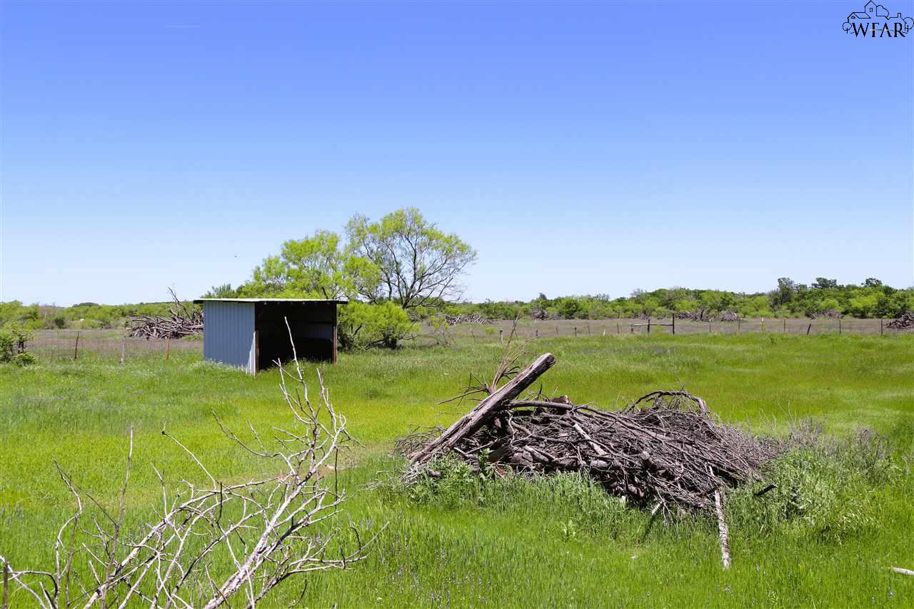 10543 Old Joy Shannon Rd, Henrietta, Texas image 7