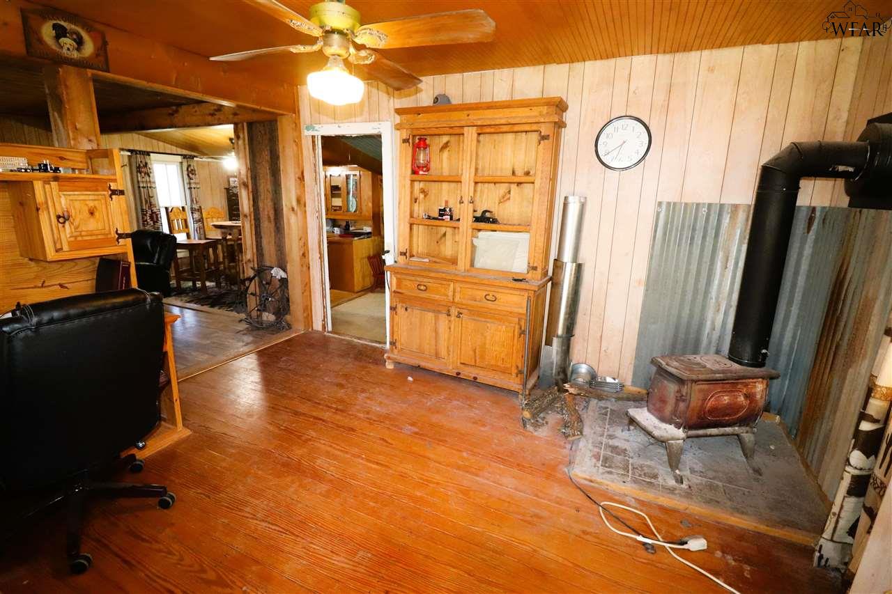 10543 Old Joy Shannon Rd, Henrietta, Texas image 17