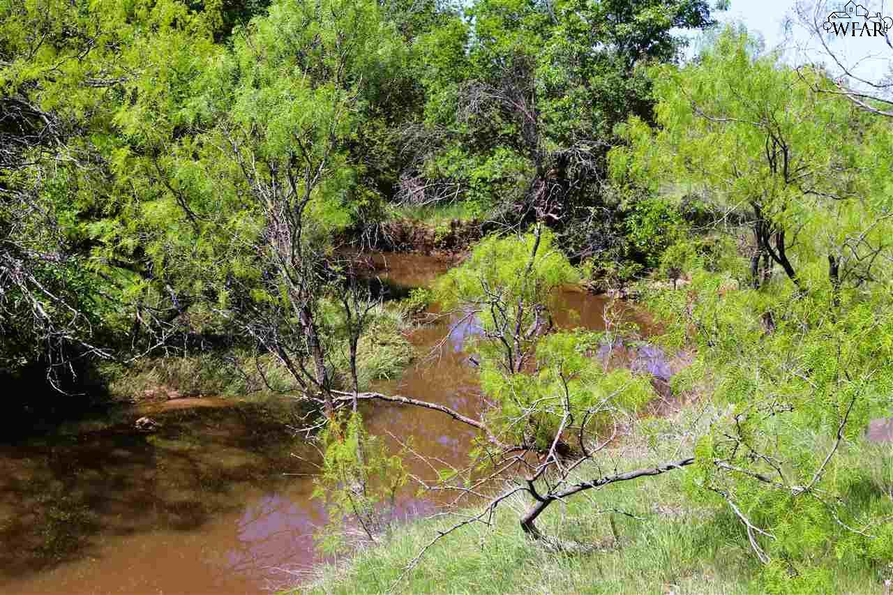 10543 Old Joy Shannon Rd, Henrietta, Texas image 13