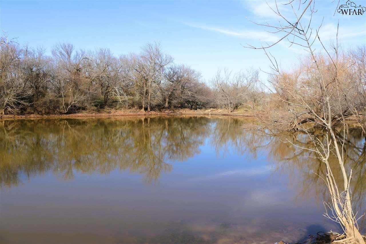 10543 Old Joy Shannon Rd, Henrietta, Texas image 13