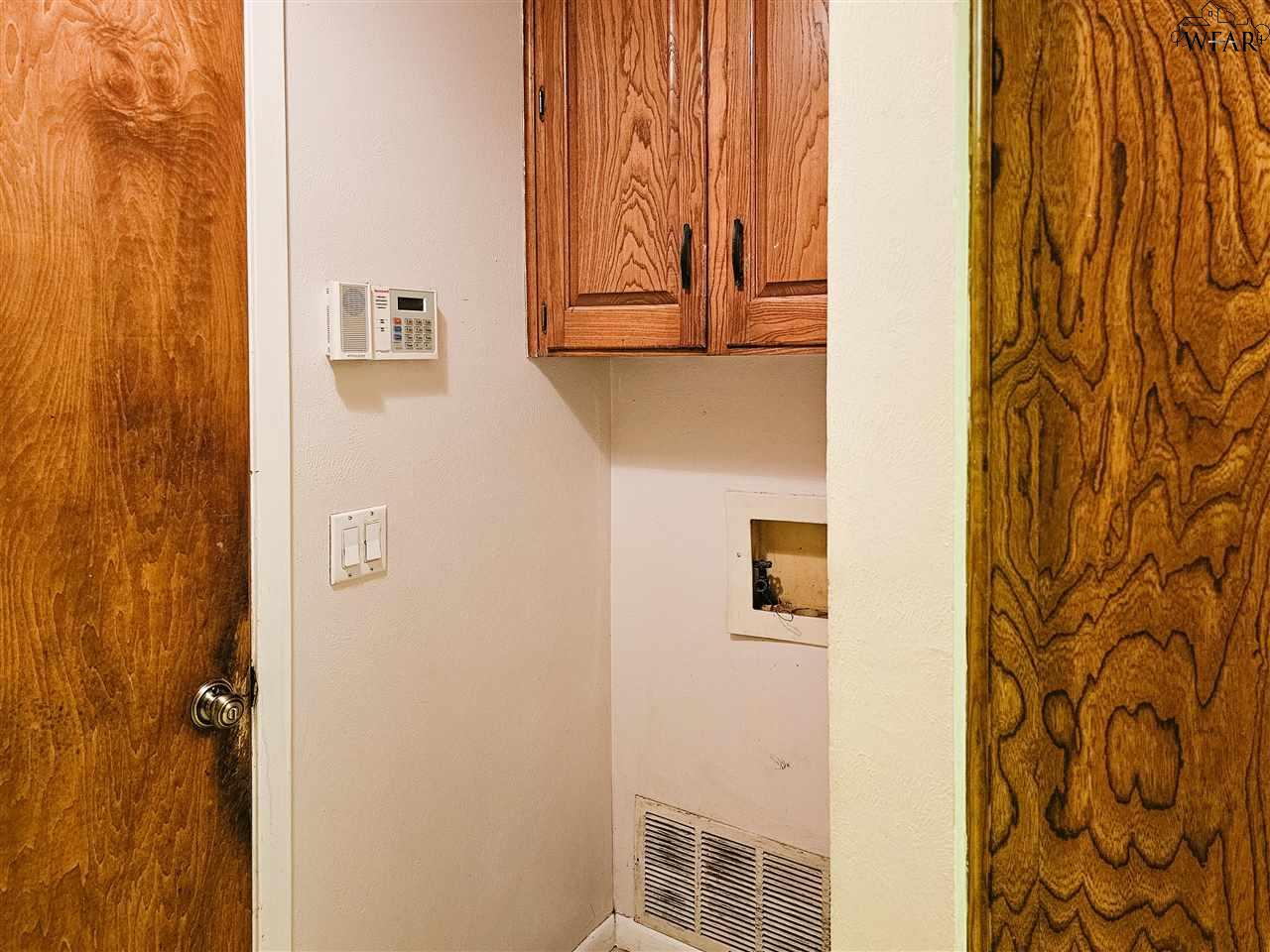 1045 Jan Lee Drive, Burkburnett, Texas image 15