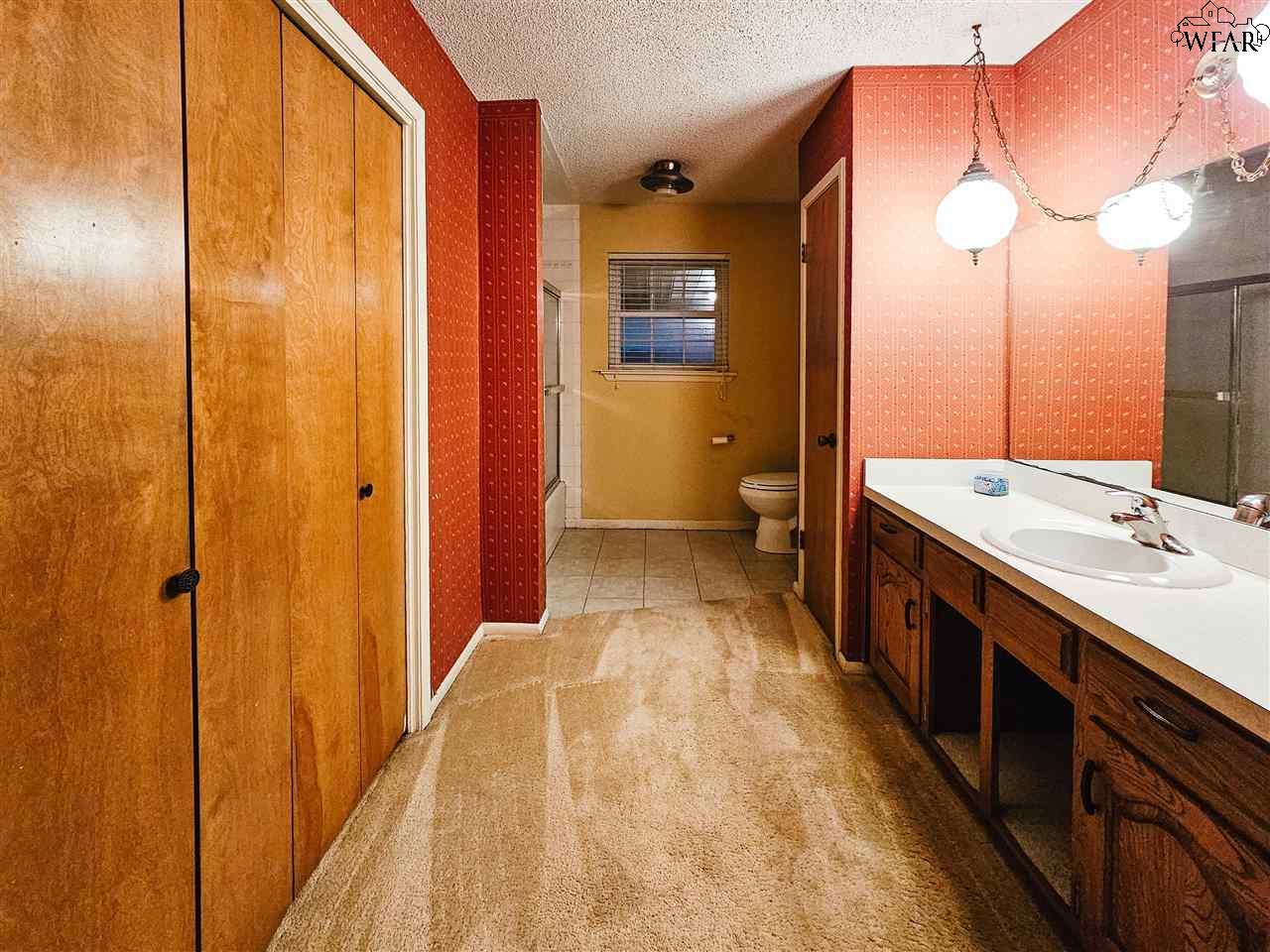 1045 Jan Lee Drive, Burkburnett, Texas image 18