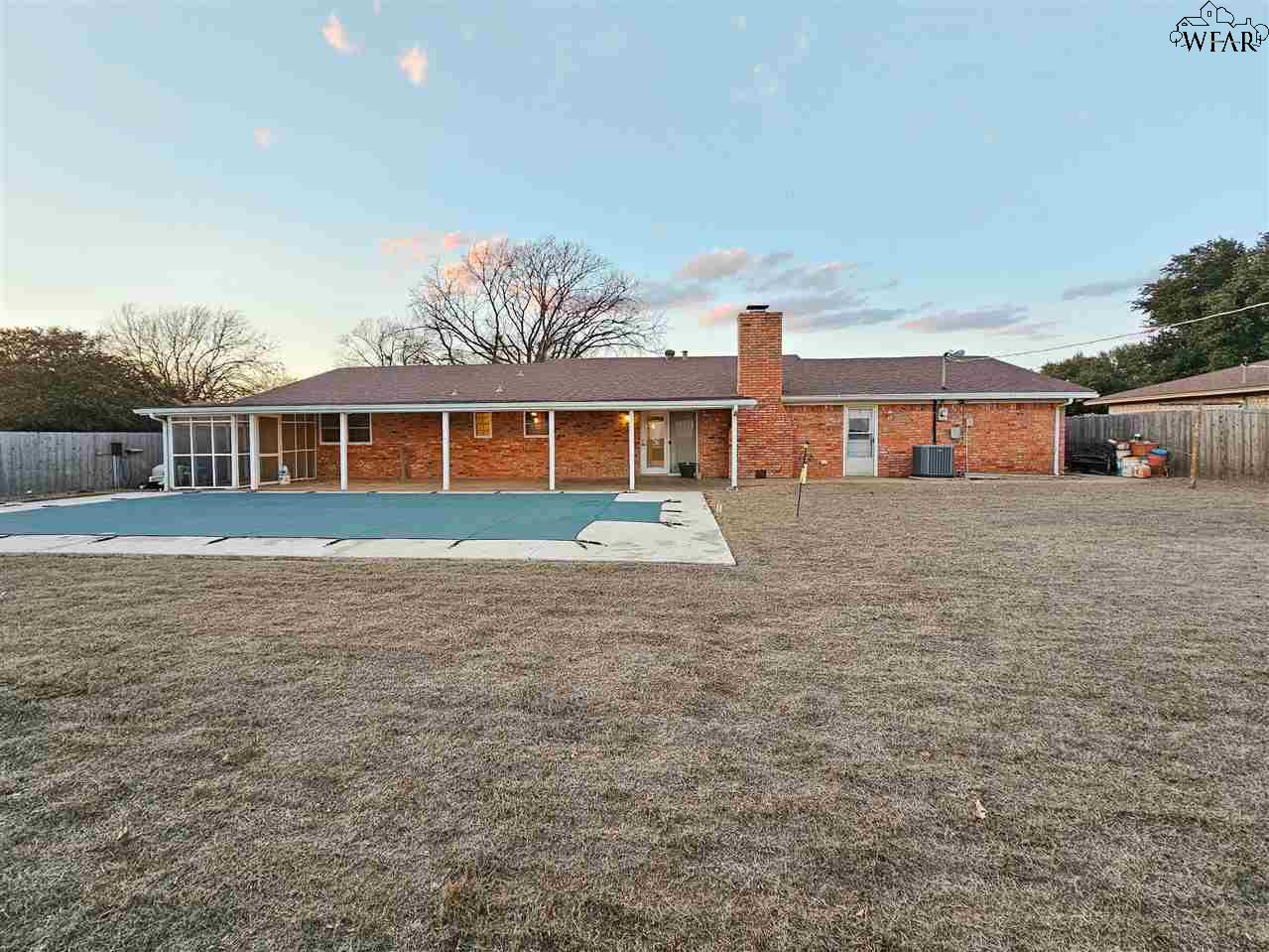 1045 Jan Lee Drive, Burkburnett, Texas image 29