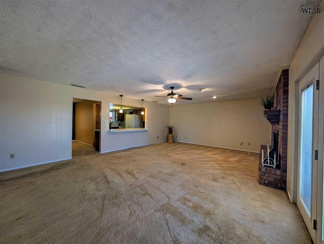 1045 Jan Lee Drive, Burkburnett, Texas image 6