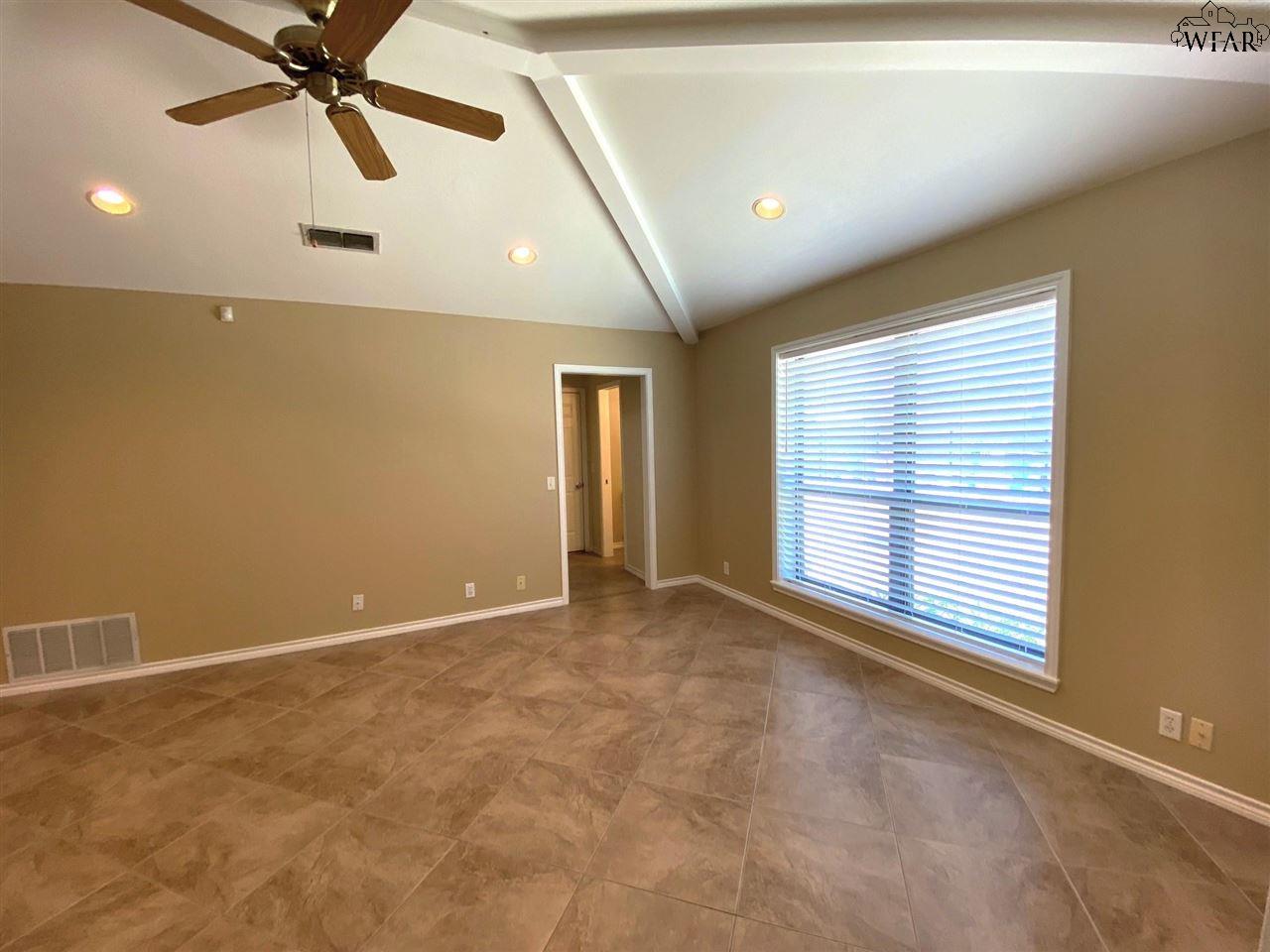 1105 Pheasant Lane, Burkburnett, Texas image 16
