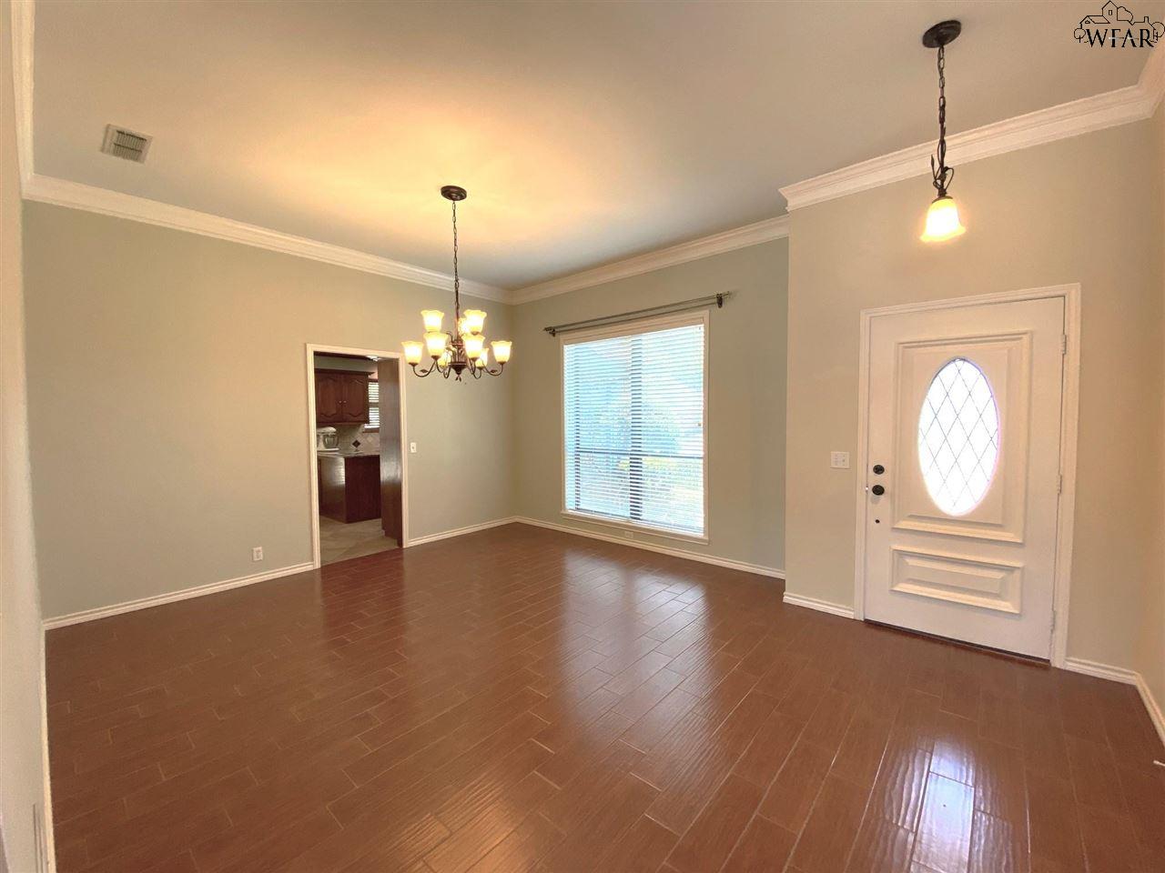 1105 Pheasant Lane, Burkburnett, Texas image 4