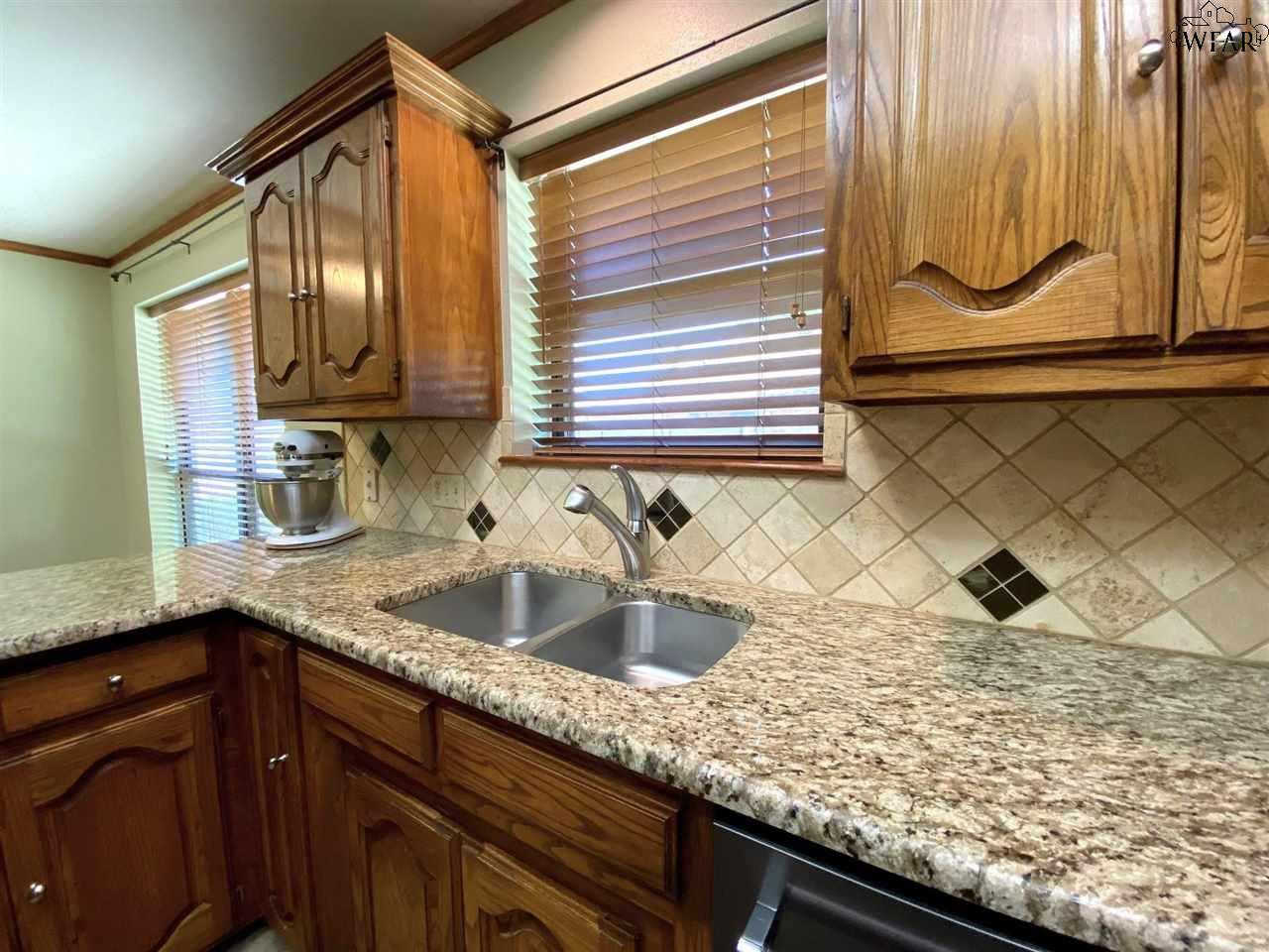 1105 Pheasant Lane, Burkburnett, Texas image 13