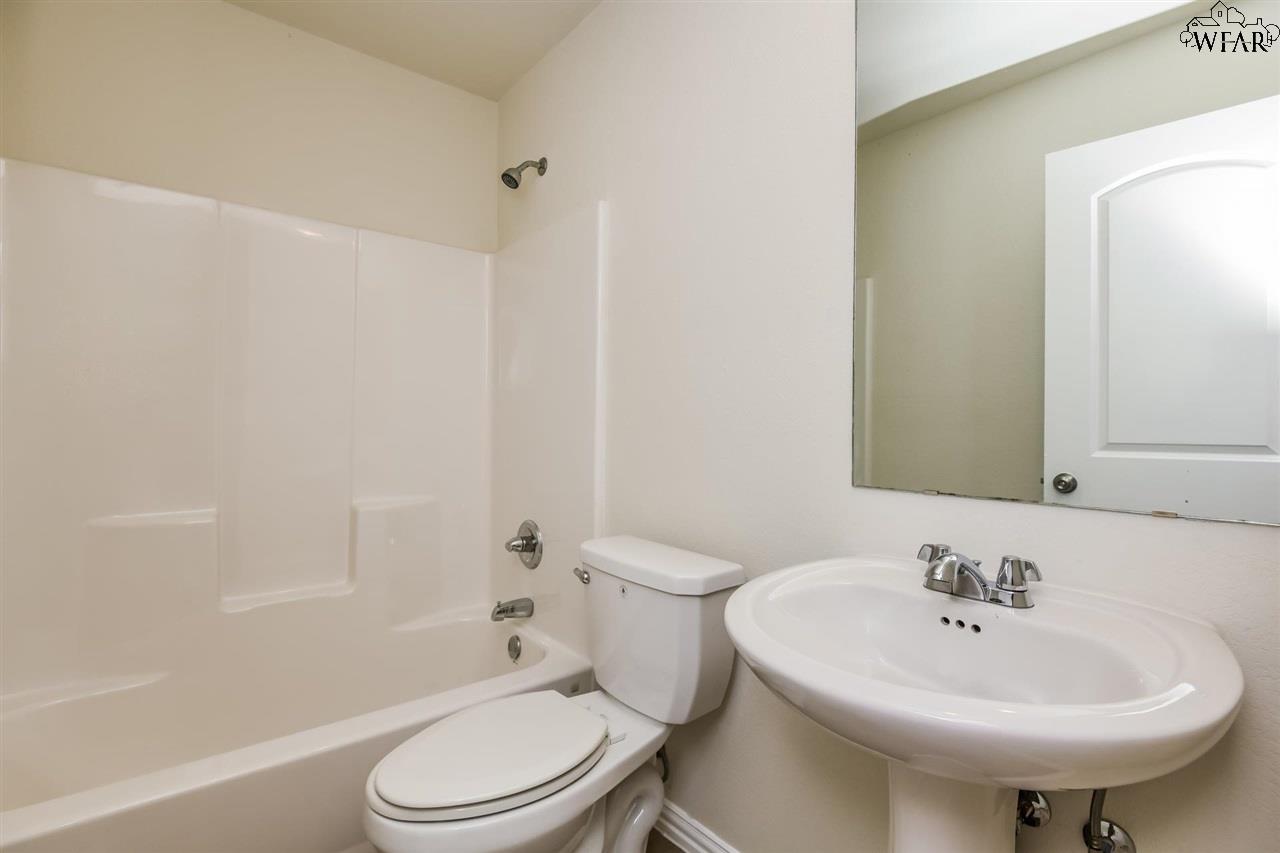1600 Lucile Avenue, Wichita Falls, Texas image 17