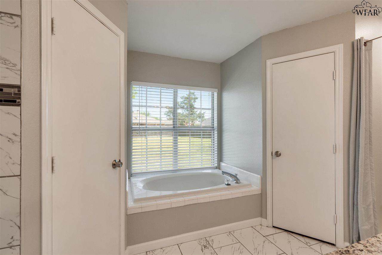 10 Basswood Drive, Wichita Falls, Texas image 15