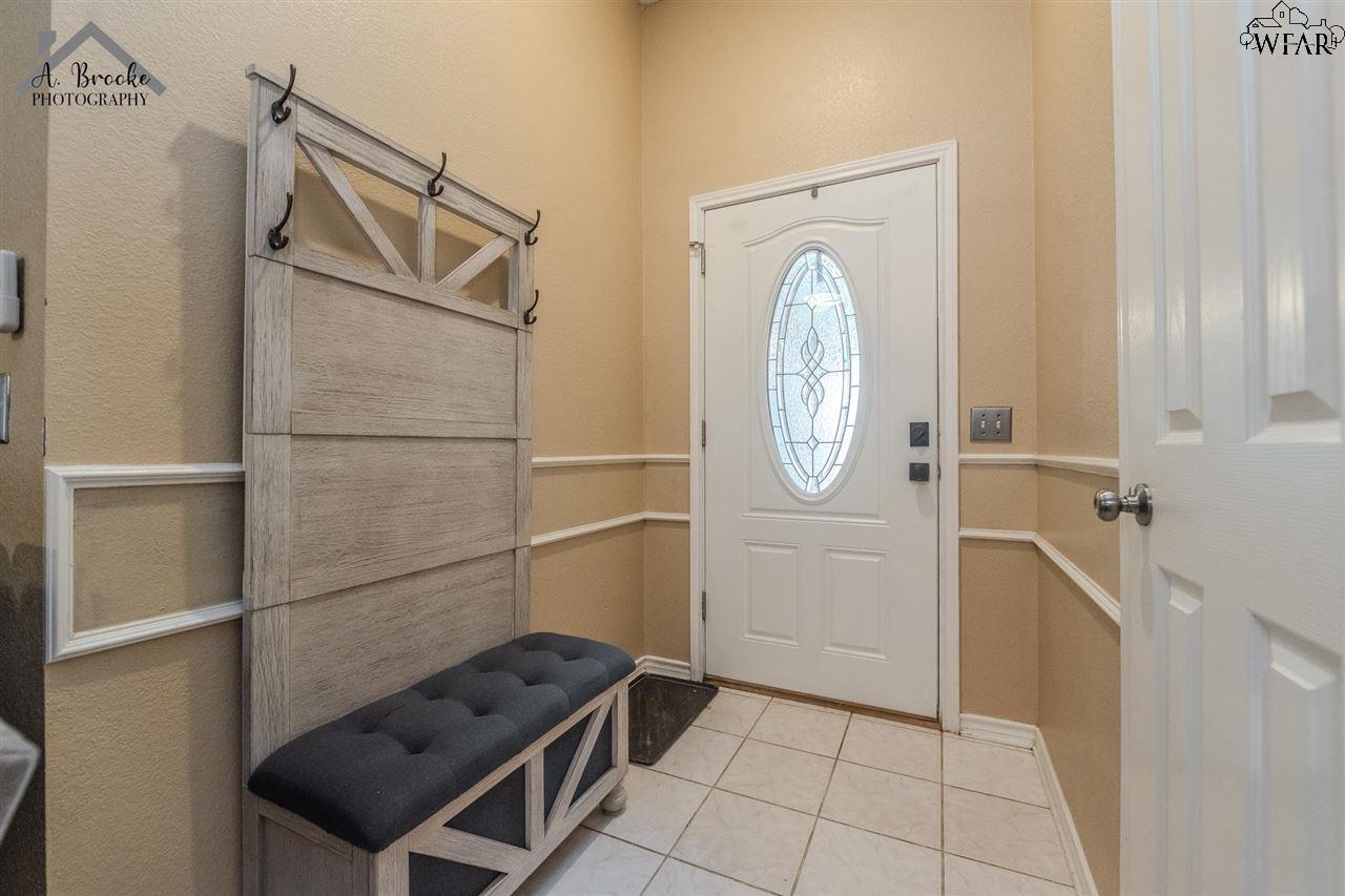 128 Garrett Street, Burkburnett, Texas image 5