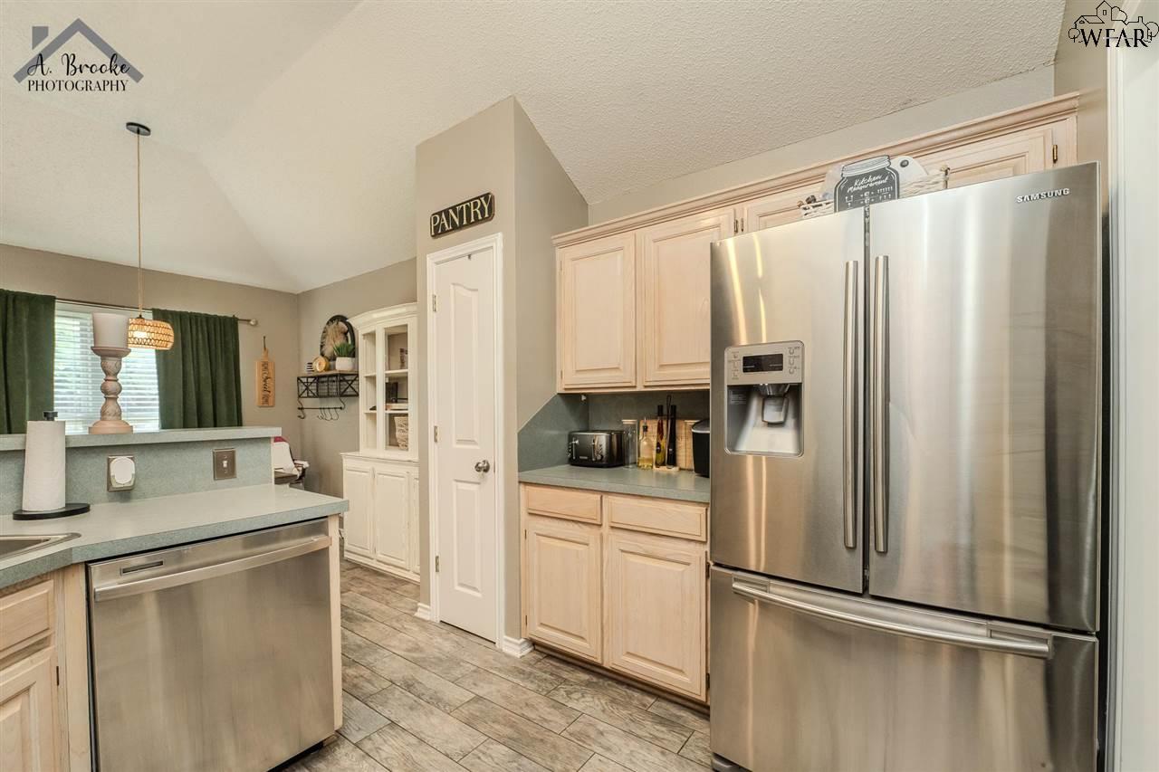 128 Garrett Street, Burkburnett, Texas image 12