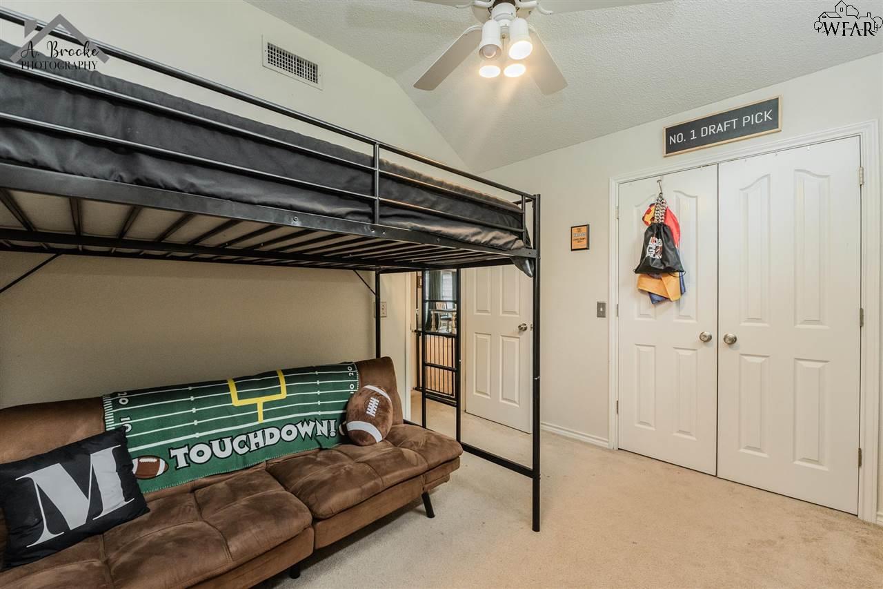 128 Garrett Street, Burkburnett, Texas image 24