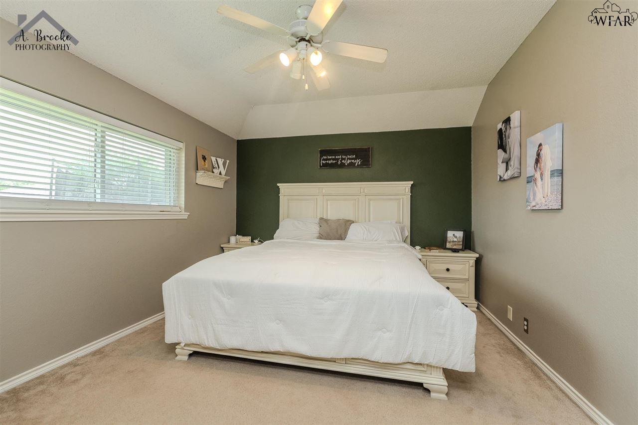 128 Garrett Street, Burkburnett, Texas image 14