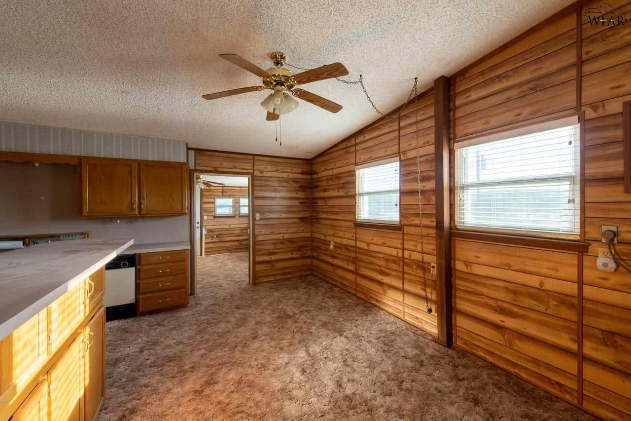 274 Nocona Drive, Nocona, Texas image 9