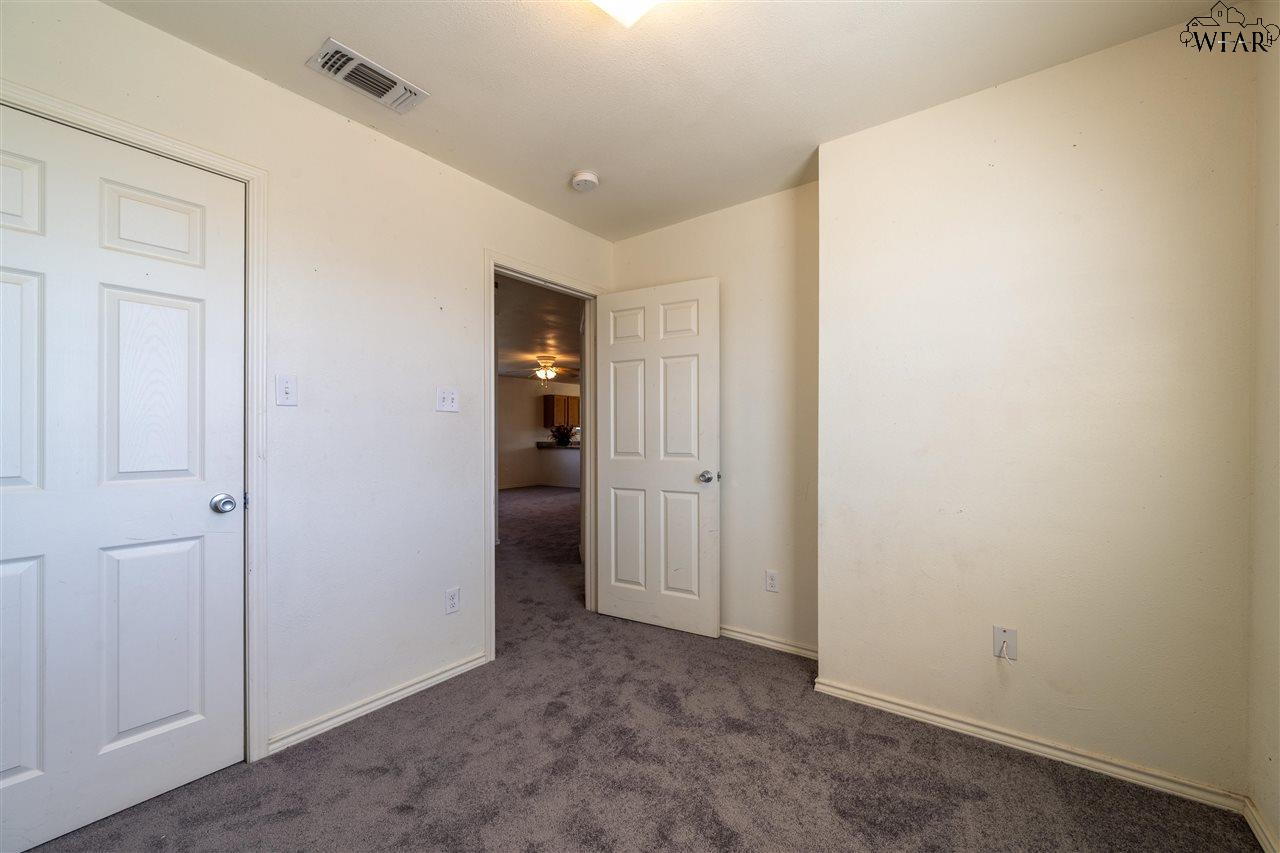 309 S Cedar Street, Holliday, Texas image 18