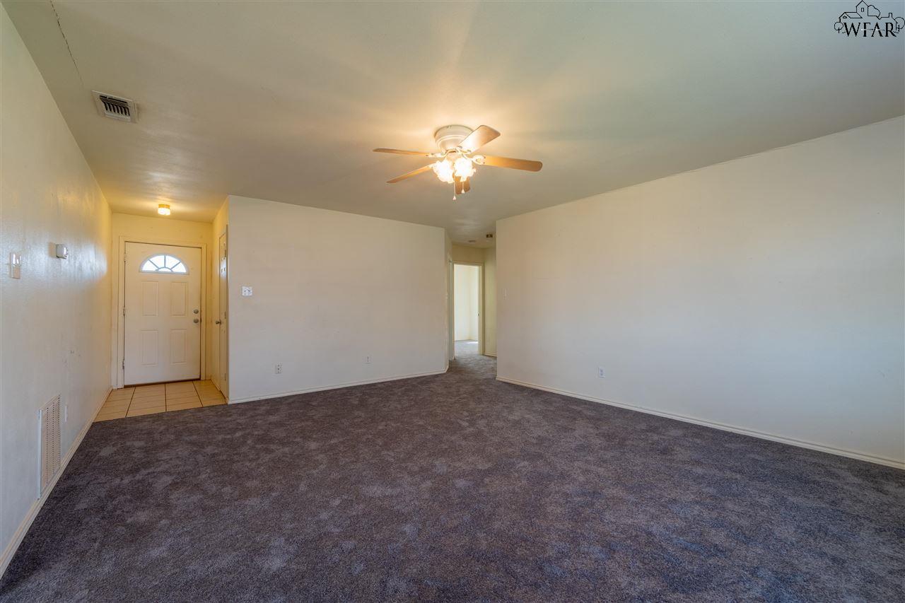 309 S Cedar Street, Holliday, Texas image 7