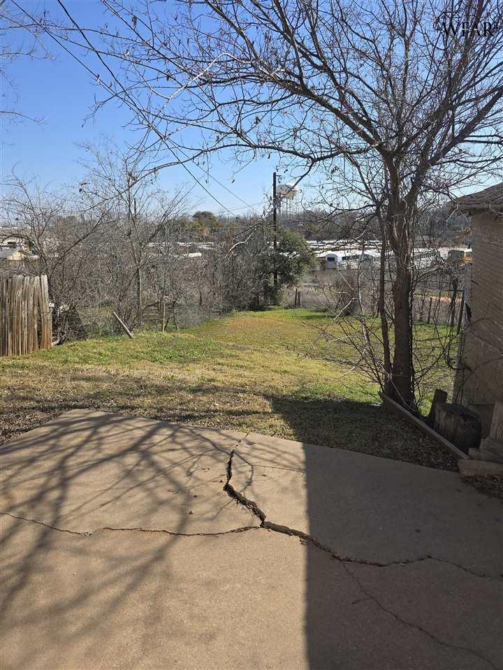 605 Sunset Drive, Wichita Falls, Texas image 3