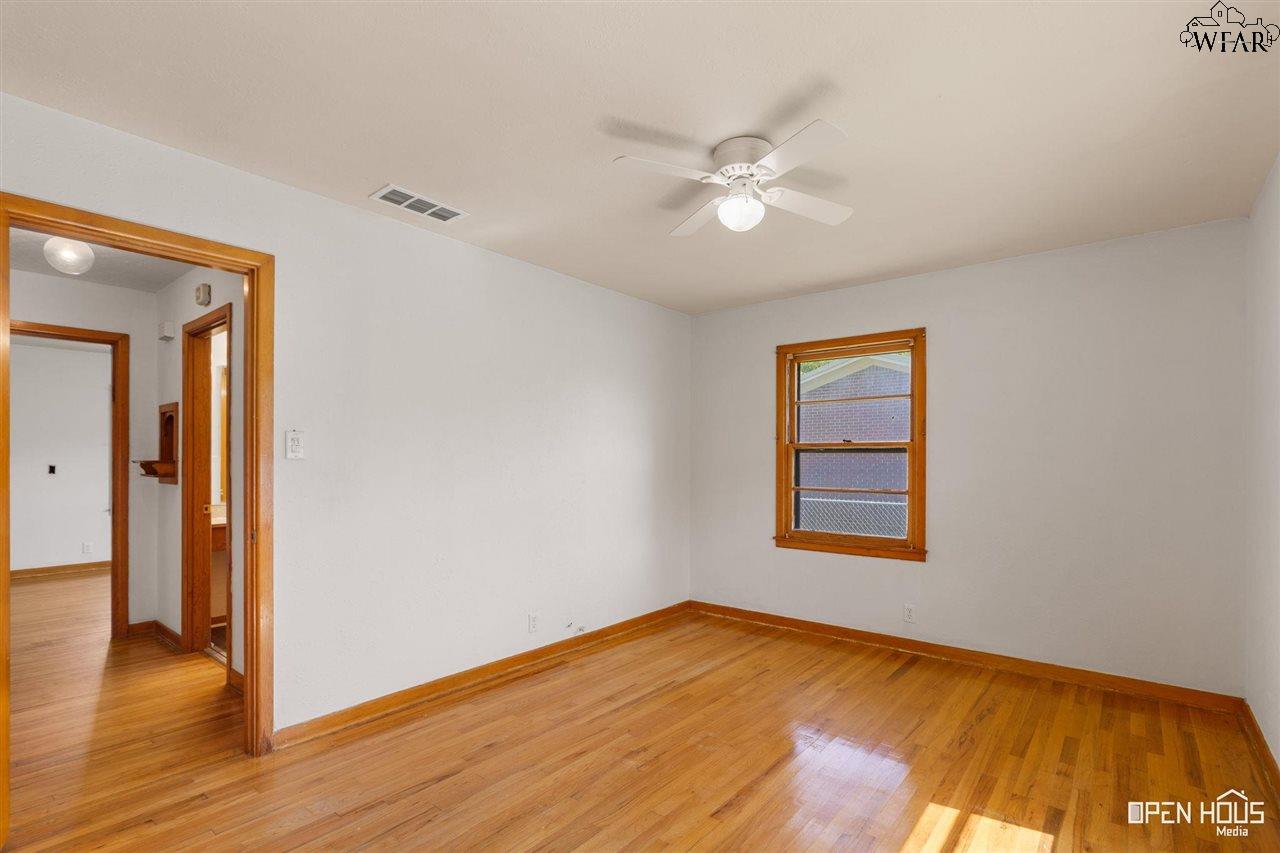 515 Dot Avenue, Burkburnett, Texas image 23