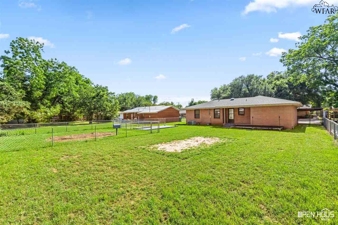 515 Dot Avenue, Burkburnett, Texas image 28