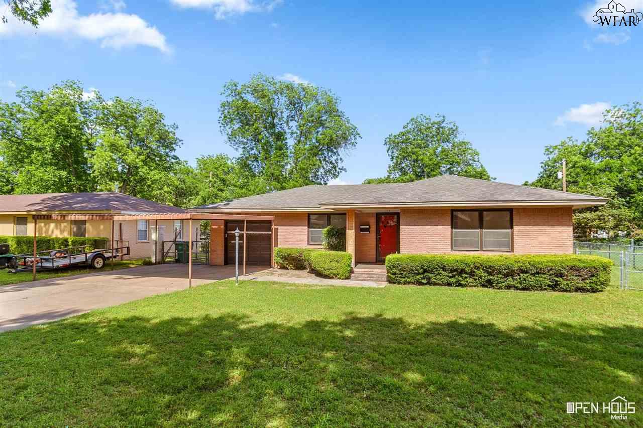 515 Dot Avenue, Burkburnett, Texas image 2