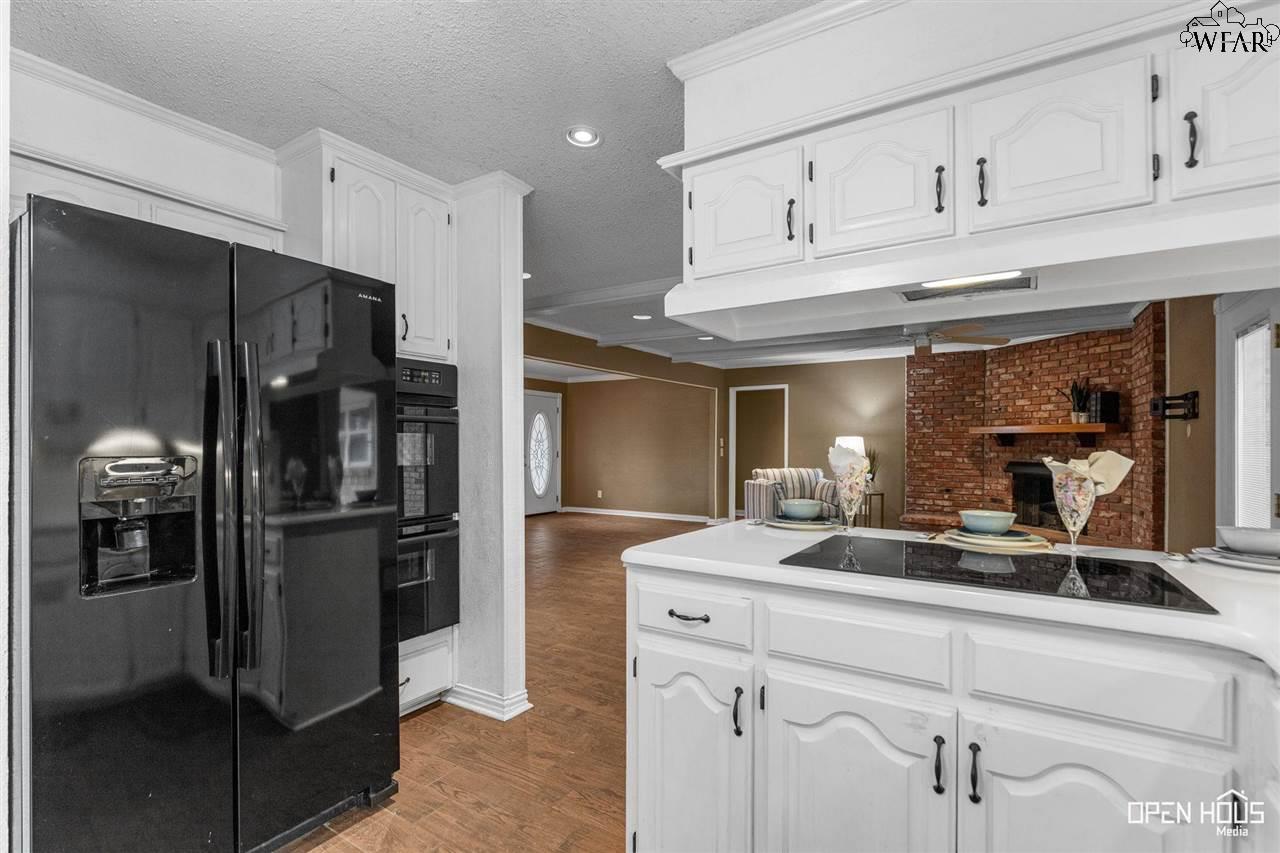 1537 Sweetbriar Drive, Wichita Falls, Texas image 14