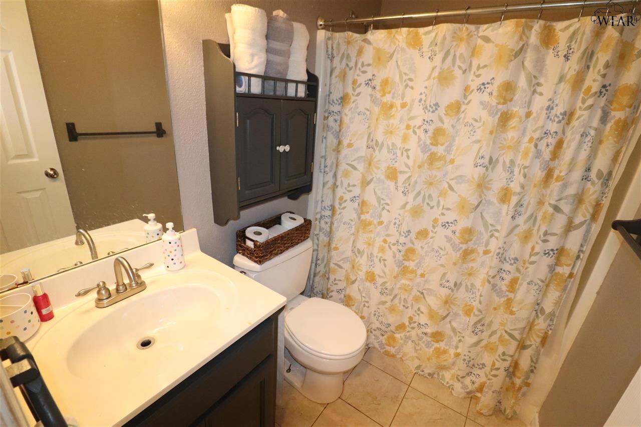 1440 Lariat Trail, Henrietta, Texas image 12
