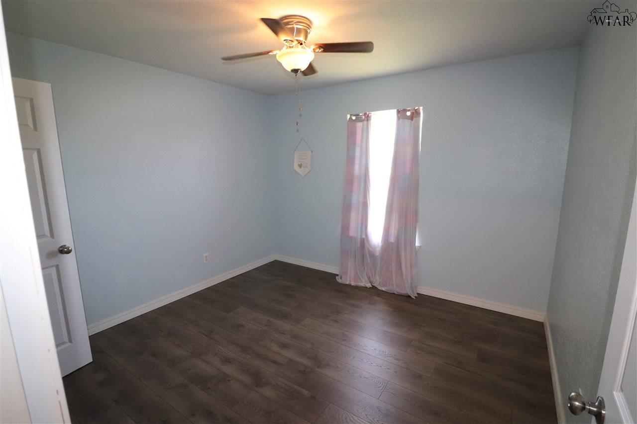 1440 Lariat Trail, Henrietta, Texas image 11