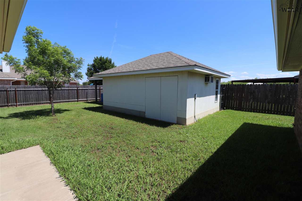 1440 Lariat Trail, Henrietta, Texas image 15